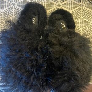 UGG Black Fluffy Slippers